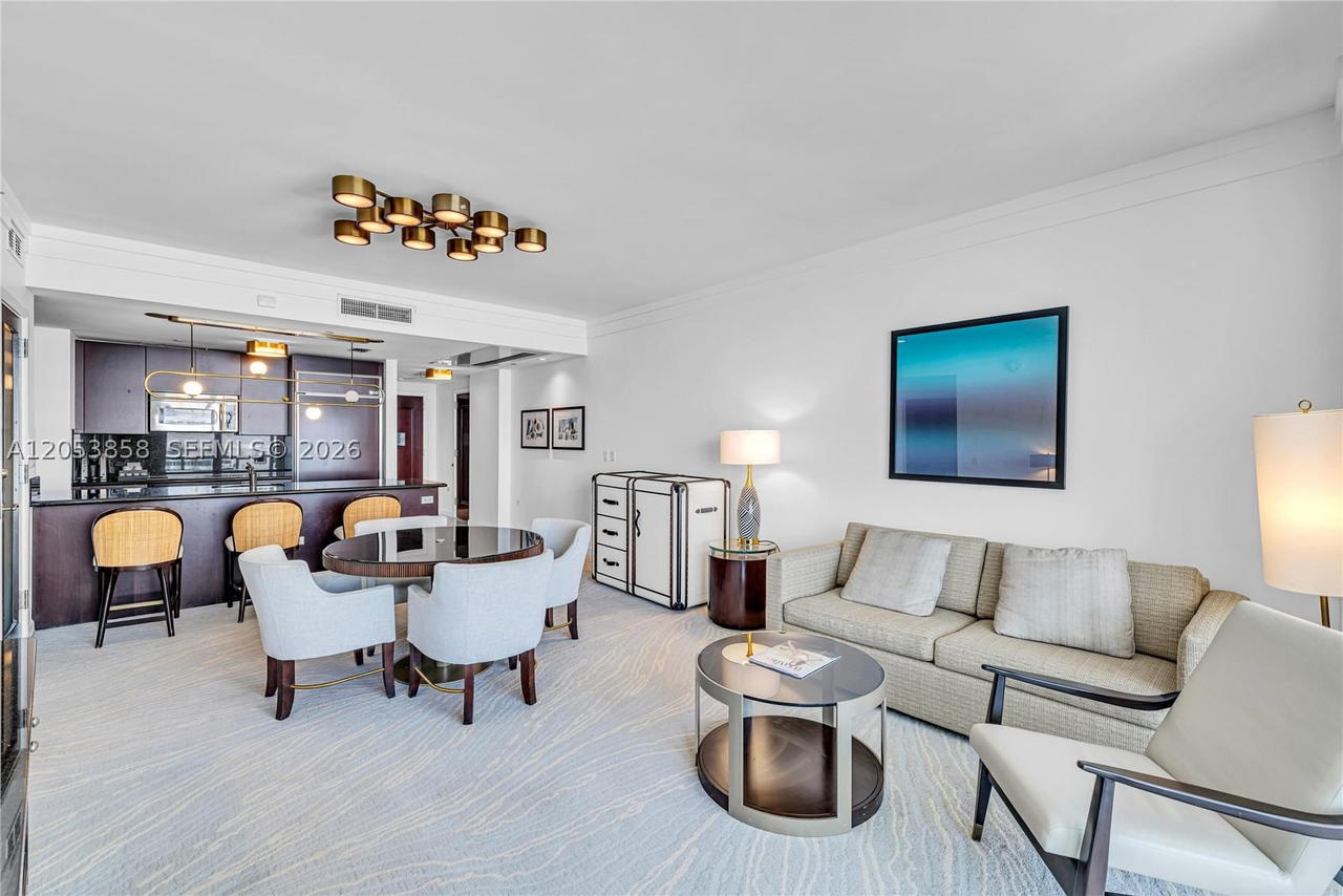 Real estate property located at 4391 COLLINS AVE #1707, Miami-dade, Fontainebleau Iii Ocean C, Miami Beach, FL