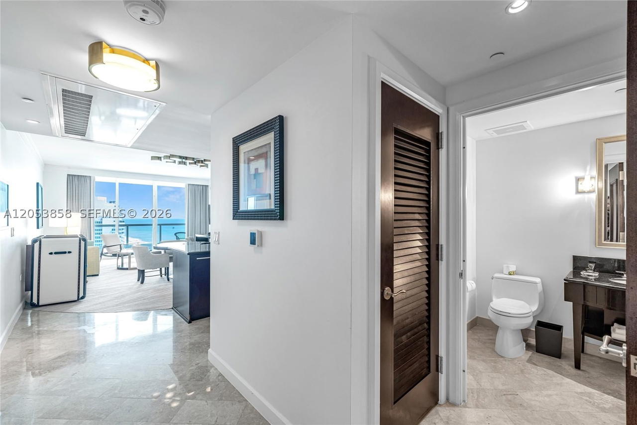 Real estate property located at 4391 COLLINS AVE #1707, Miami-dade, Fontainebleau Iii Ocean C, Miami Beach, FL