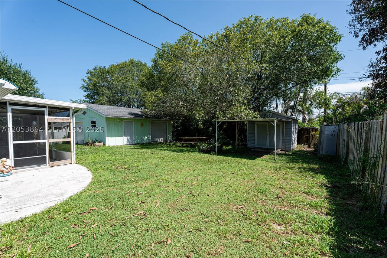 Real estate property located at 618 Ray Ave, St Lucie, Port St Lucie Section 28, Port St Lucie, FL