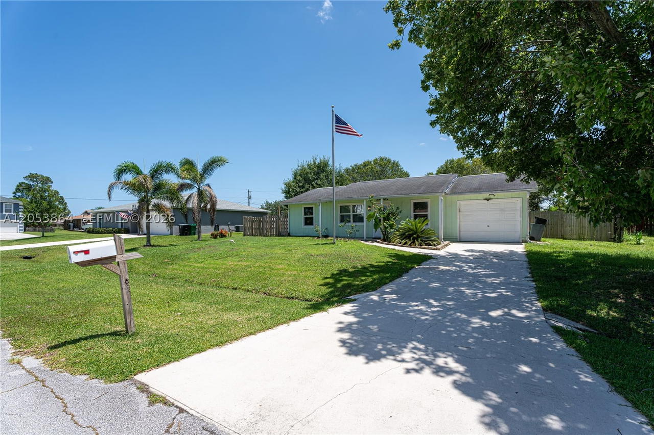 Real estate property located at 618 Ray Ave, St Lucie, Port St Lucie Section 28, Port St Lucie, FL