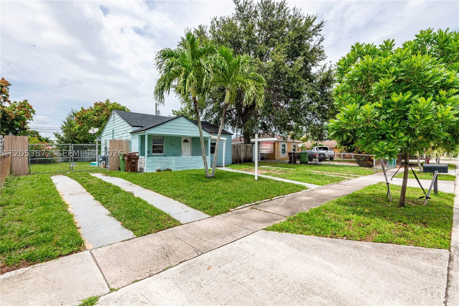 Real estate property located at 681 1st Pl, Miami-dade, Essex Village 4th Addn, Hialeah, FL