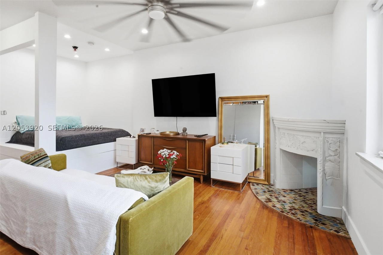 Real estate property located at 750 Espanola Way #5, Miami-dade, Espanola Court Condo, Miami Beach, FL