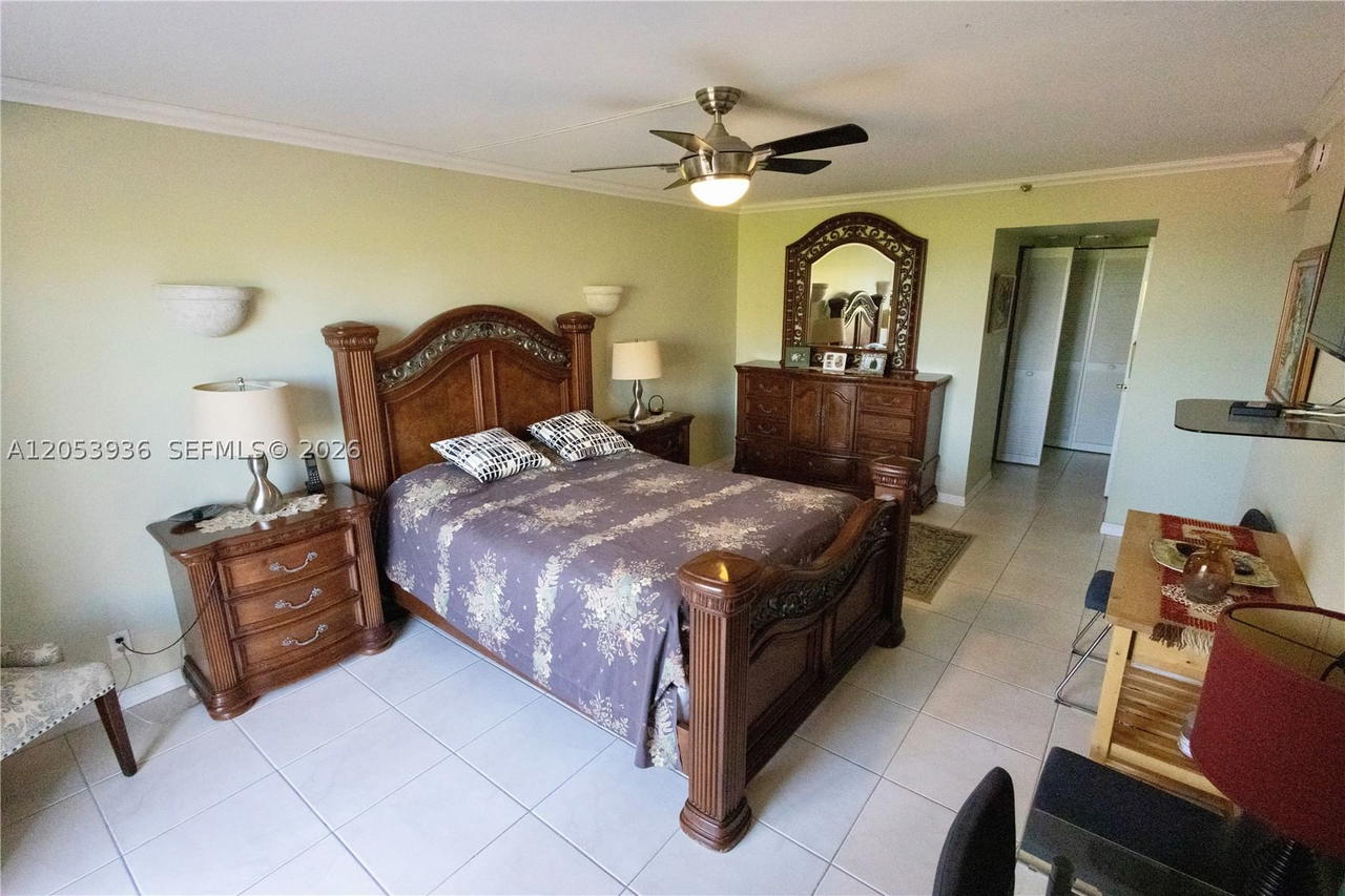 Real estate property located at 2555 Collins Ave #308, Miami-dade, Club Atlantis Condo, Miami Beach, FL