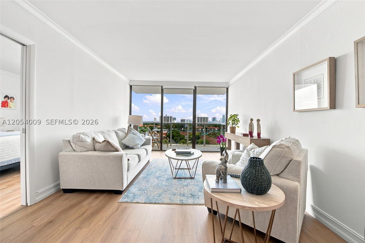 Real estate property located at 3625 Country Club Dr #1210, Miami-dade, Aventura Eldorado Condo, Aventura, FL