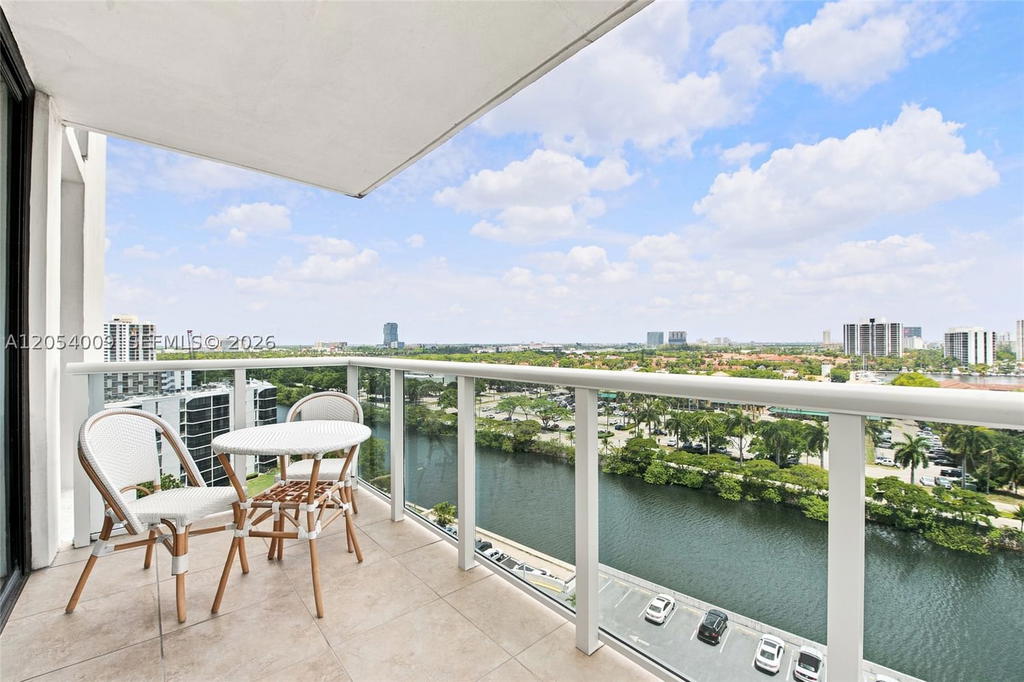 Real estate property located at 3625 Country Club Dr #1210, Miami-dade, Aventura Eldorado Condo, Aventura, FL