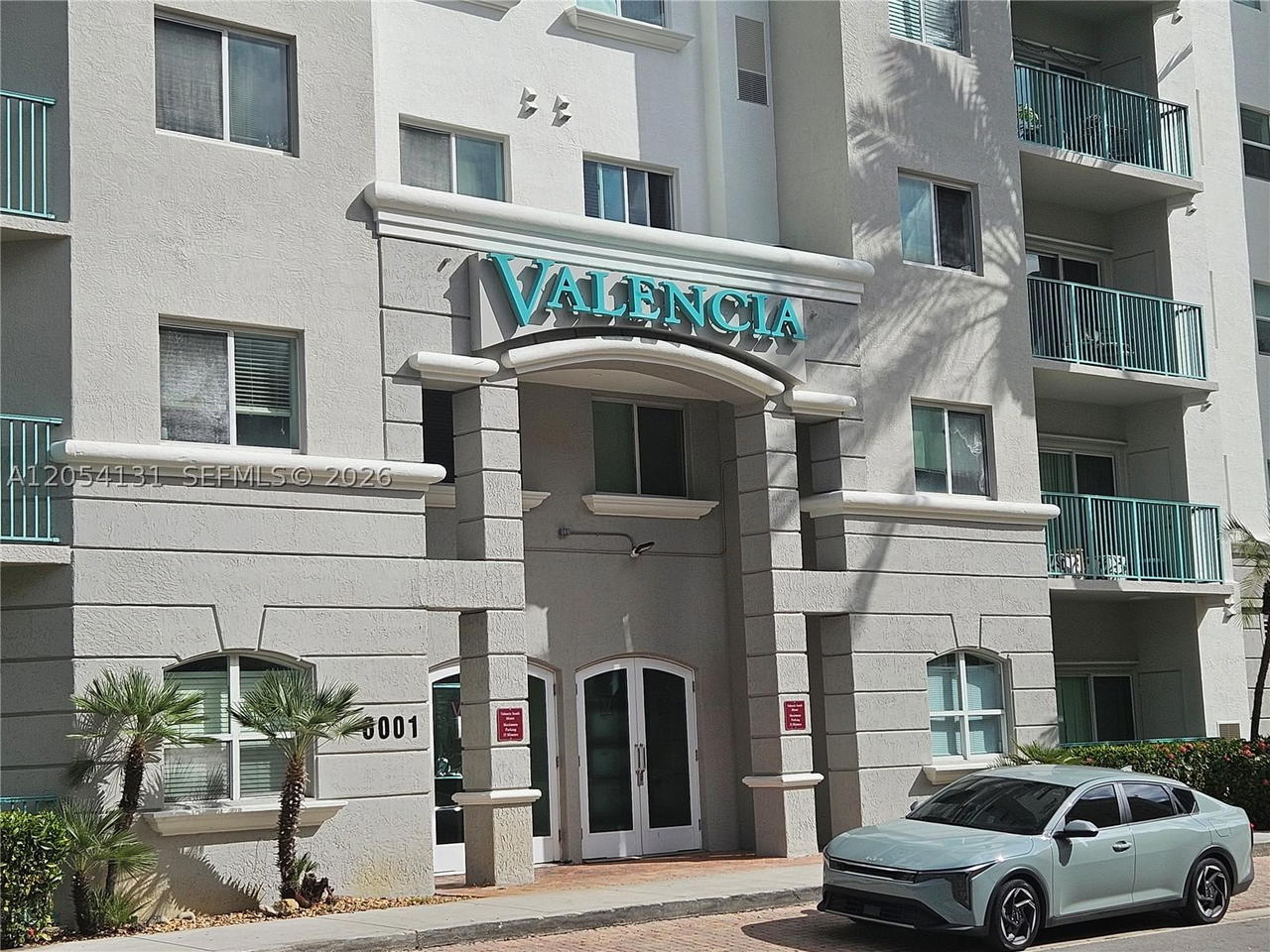 Real estate property located at 6001 70th St #655, Miami-dade, Valencia Condo, South Miami, FL