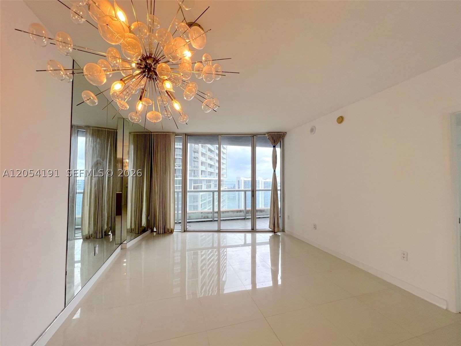 Real estate property located at 495 BRICKELL AV #4208, Miami-dade, Icon Brickell, Miami, FL