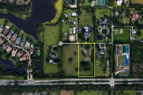 Real estate property located at 8600 Surrey Ln, Palm Beach, Palm Beach Farms Co 3, Boca Raton, FL