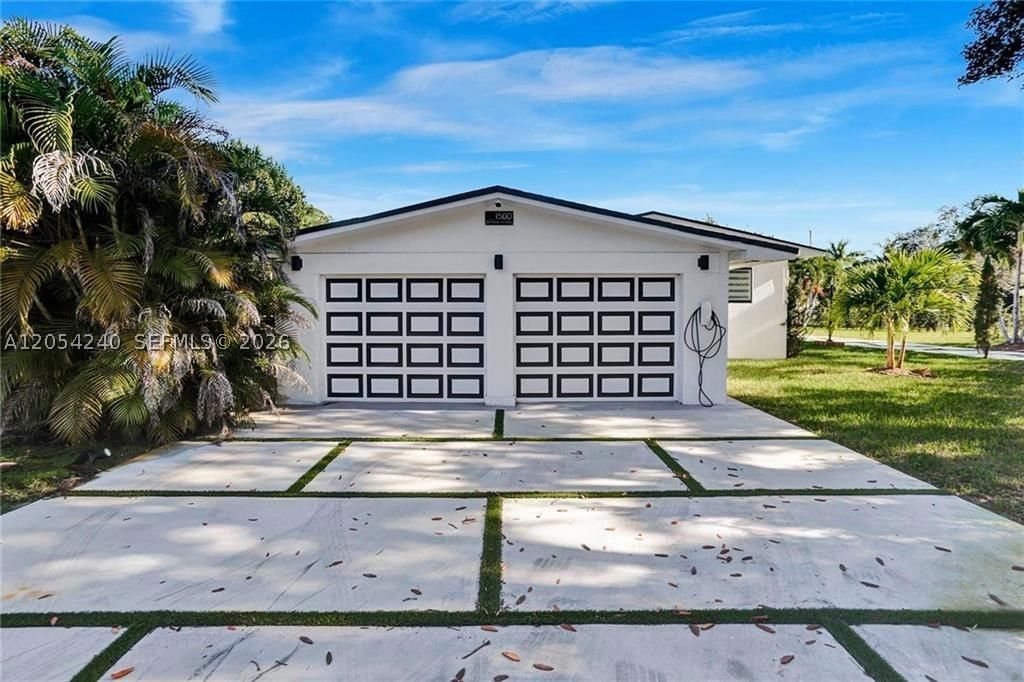 Real estate property located at 1500 Park Rd, Broward, Hollywood Hills, Hollywood, FL