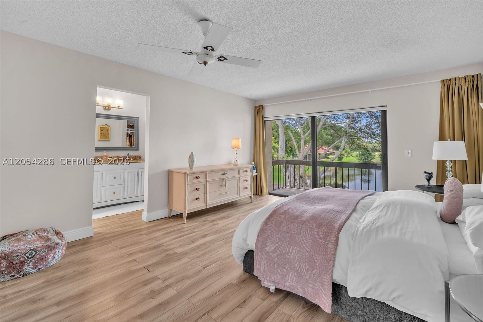 Real estate property located at 21698 Cypress Rd #44D, Palm Beach, Horizons Of Boca Lago Con, Boca Raton, FL