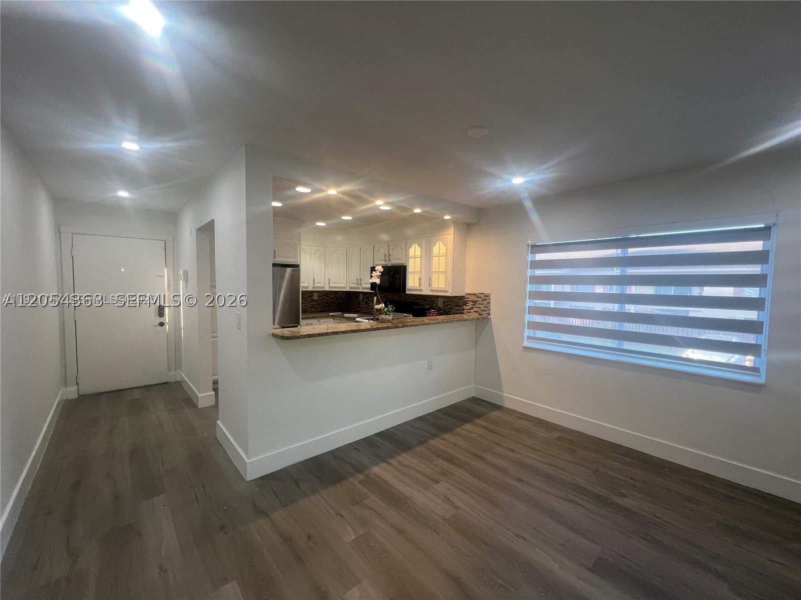 Real estate property located at 11227 88th St #205D, Miami-dade, Pine Grove Condo, Miami, FL