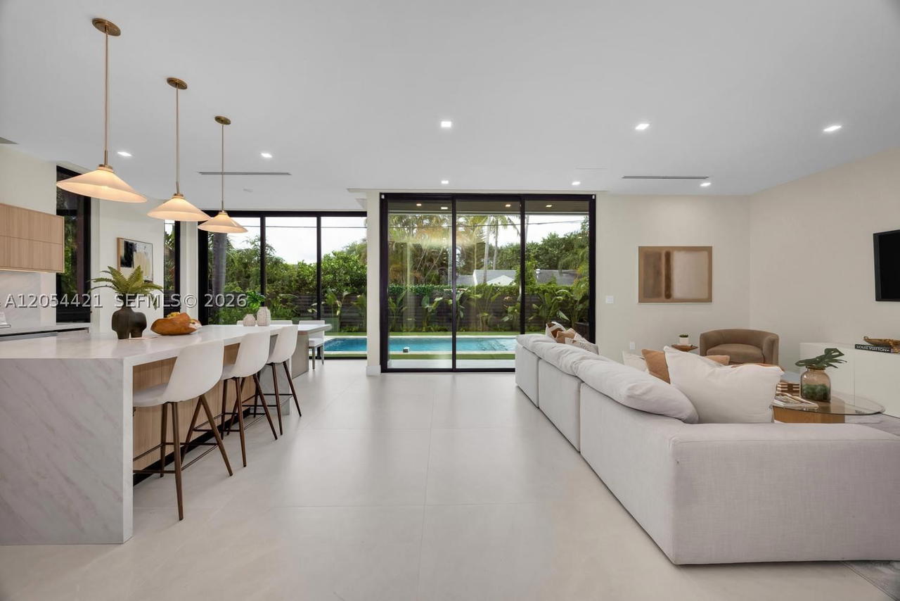 Real estate property located at 5765 47th St, Miami-dade, Riviera Ests, Miami, FL