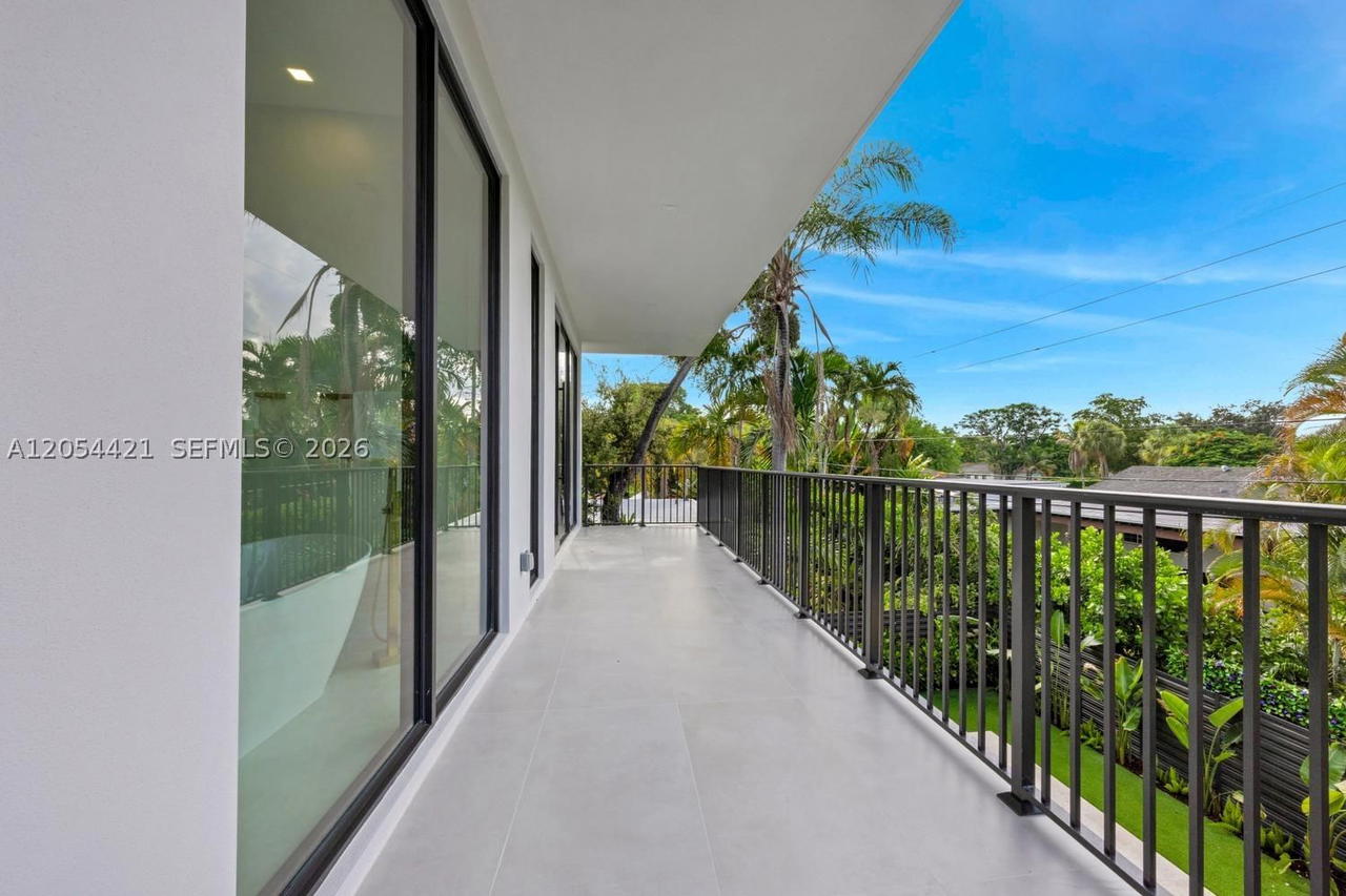 Real estate property located at 5765 47th St, Miami-dade, Riviera Ests, Miami, FL