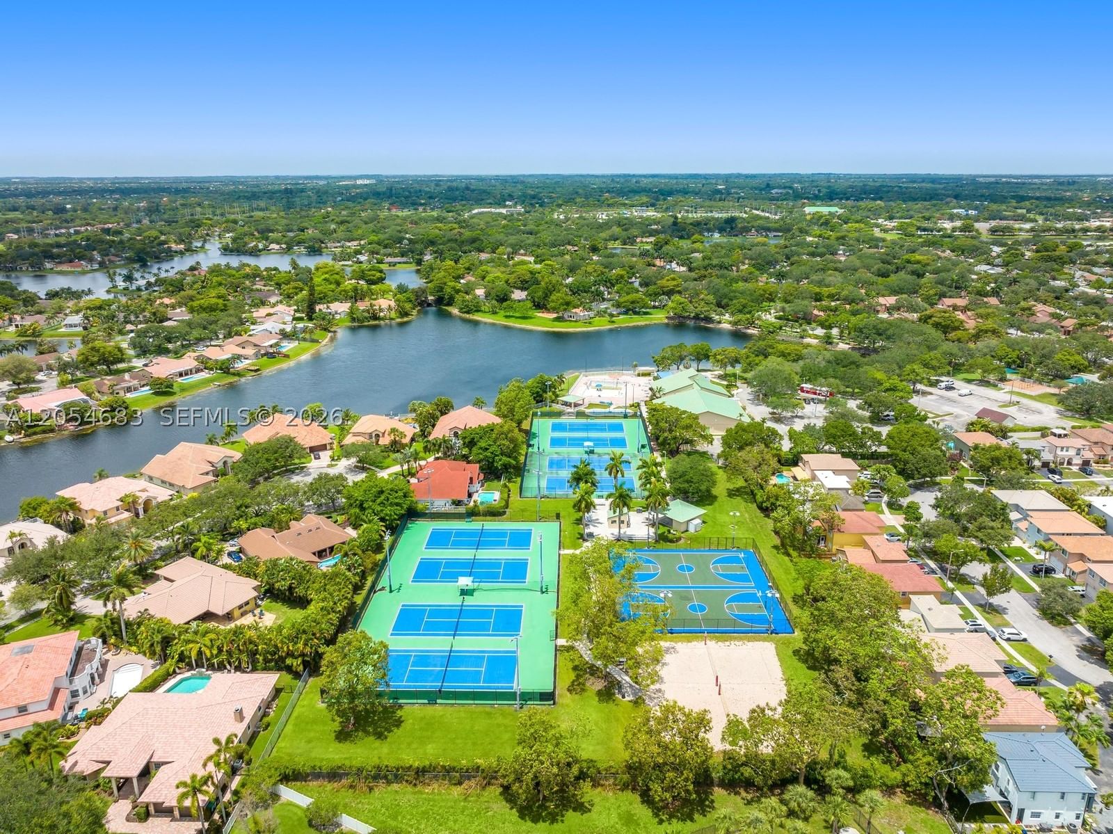 Real estate property located at 42 Birch Dr, Broward, Rock Creek - Paseo Verde, Cooper City, FL