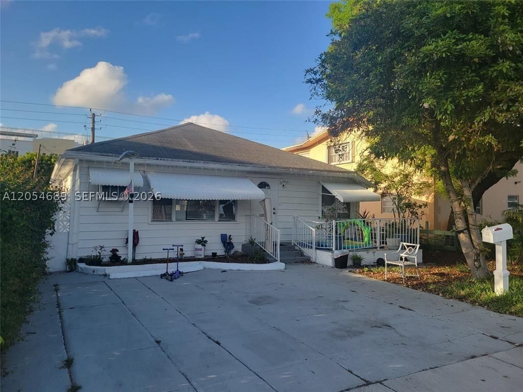 Real estate property located at 1711 Jackson St, Broward, Hollywood, Hollywood, FL