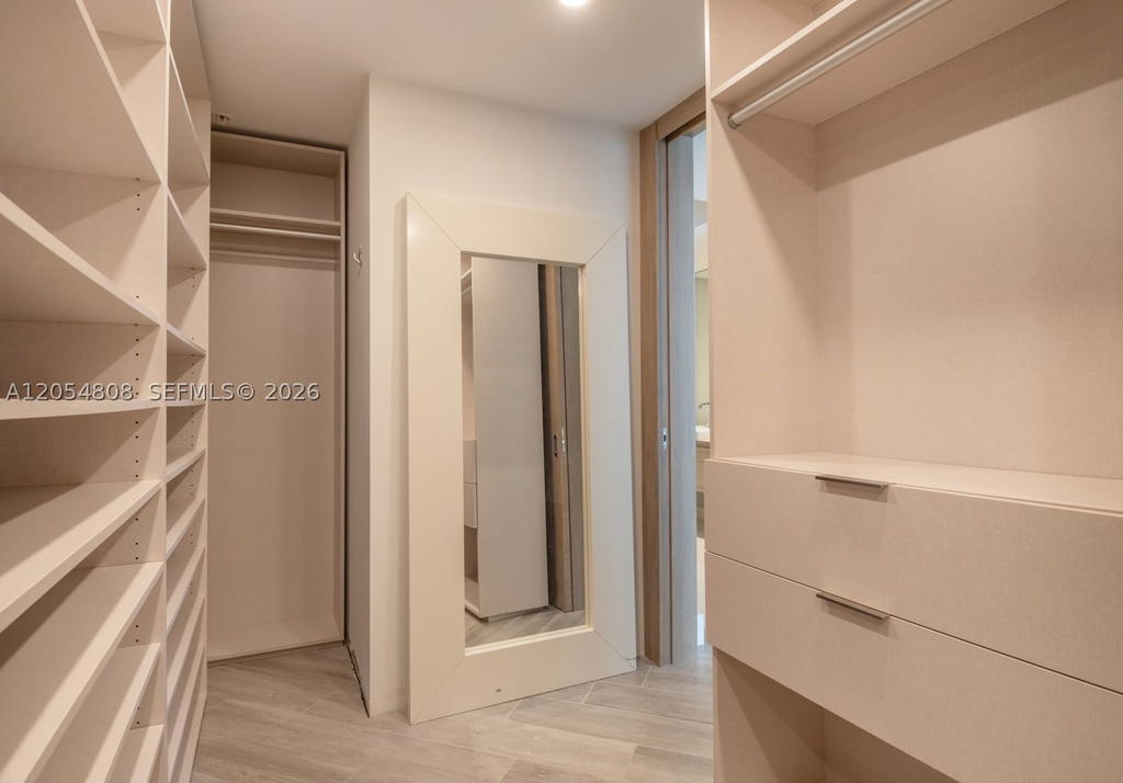 Real estate property located at 17301 Biscayne Blvd #1609, Miami-dade, Marina Palms Residences N, North Miami Beach, FL