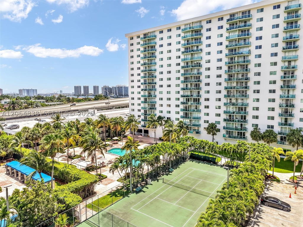 Real estate property located at 19380 Collins Ave #1423, Miami-dade, Oceanview Building B Cond, Sunny Isles Beach, FL
