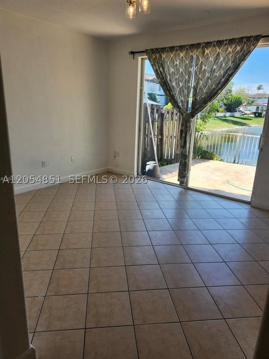Real estate property located at 11425 76th Ter, Miami-dade, Doral Isles North Sec Two, Doral, FL