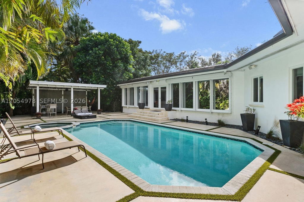 Real estate property located at 6511 Riviera Dr, Miami-dade, Coral Gables Riviera Sec, Coral Gables, FL