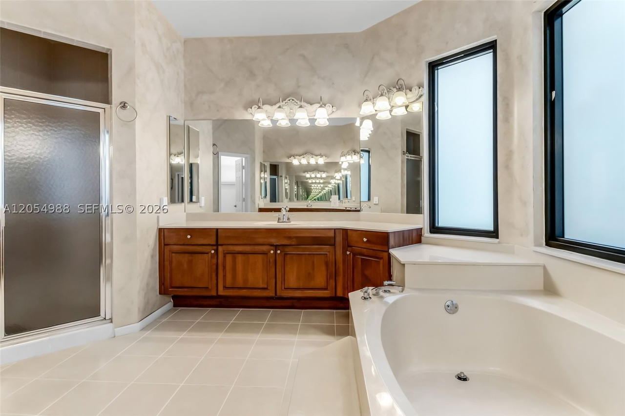 Real estate property located at 13860 40th St, Broward, Imagination Farms East, Davie, FL
