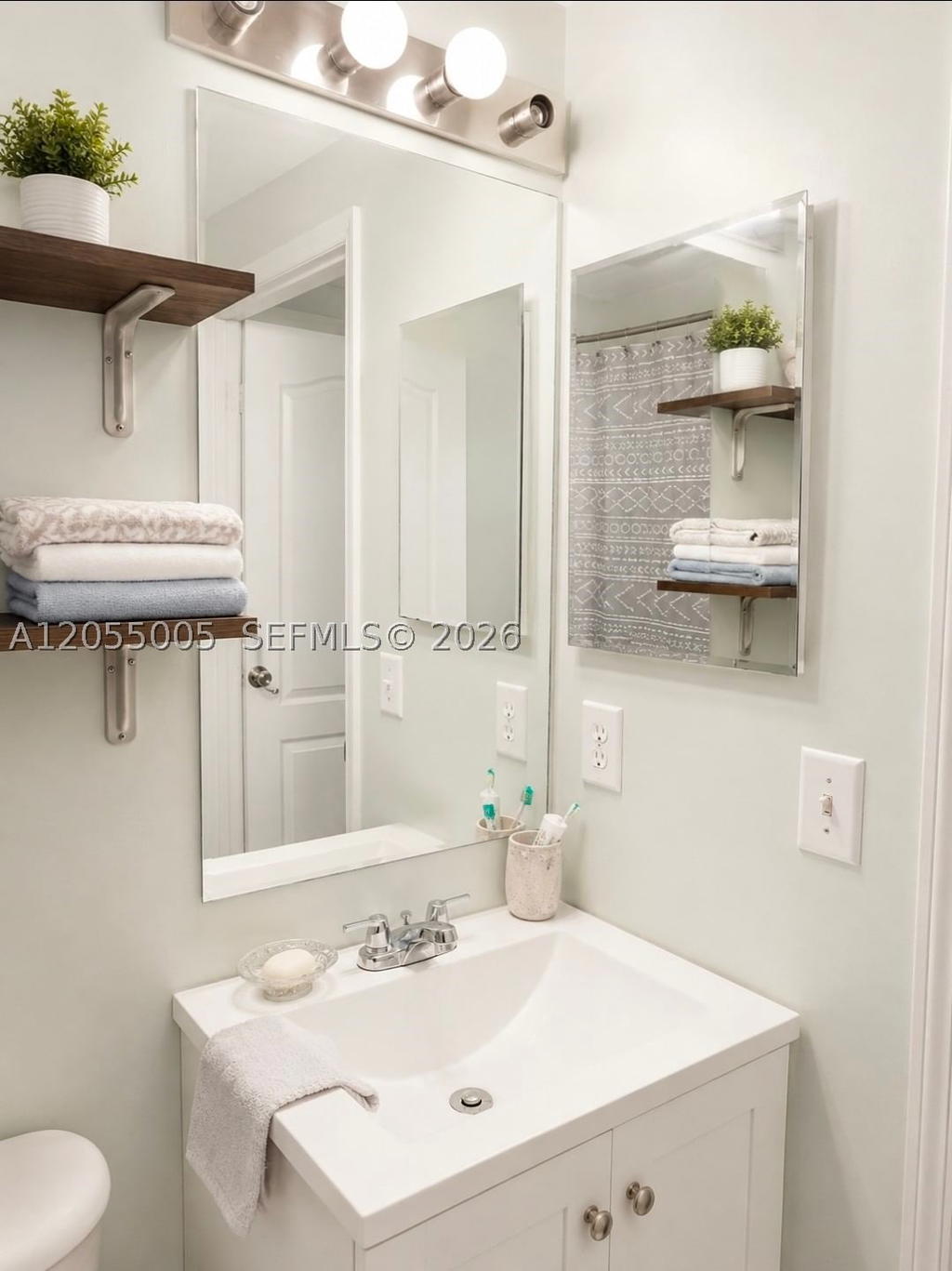Real estate property located at 14150 120th Ct #9-12, Miami-dade, Bonita Villas Condo, Miami, FL