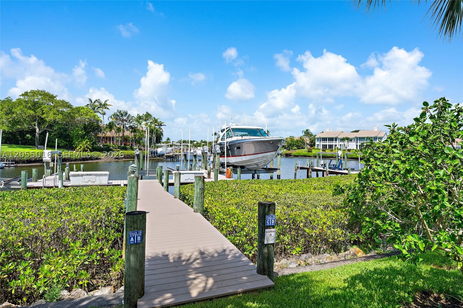 Real estate property located at 301 Captains Way #301, Palm Beach, Admirals Cove, Jupiter, FL