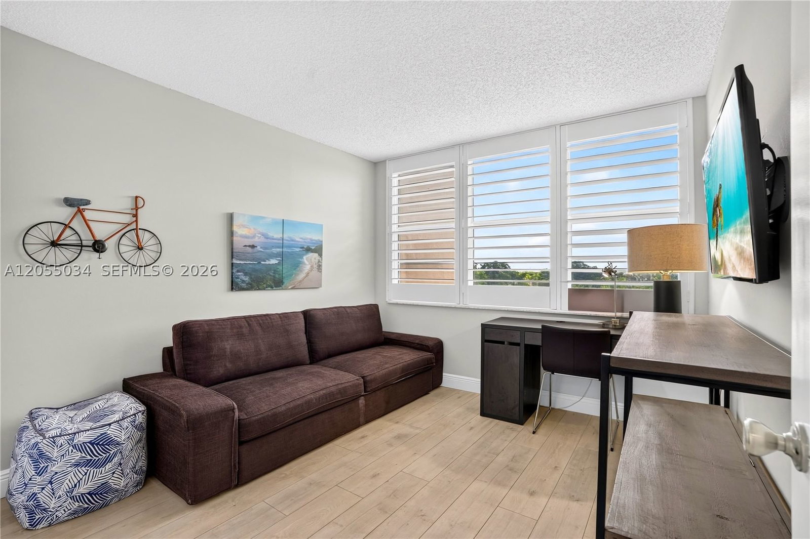 Real estate property located at 900 Saint Charles Pl #621, Broward, Park Place, Pembroke Pines, FL