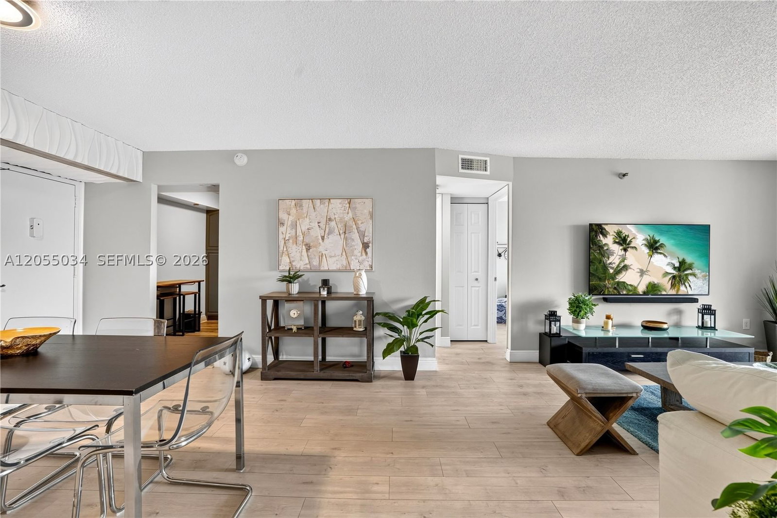 Real estate property located at 900 Saint Charles Pl #621, Broward, Park Place, Pembroke Pines, FL
