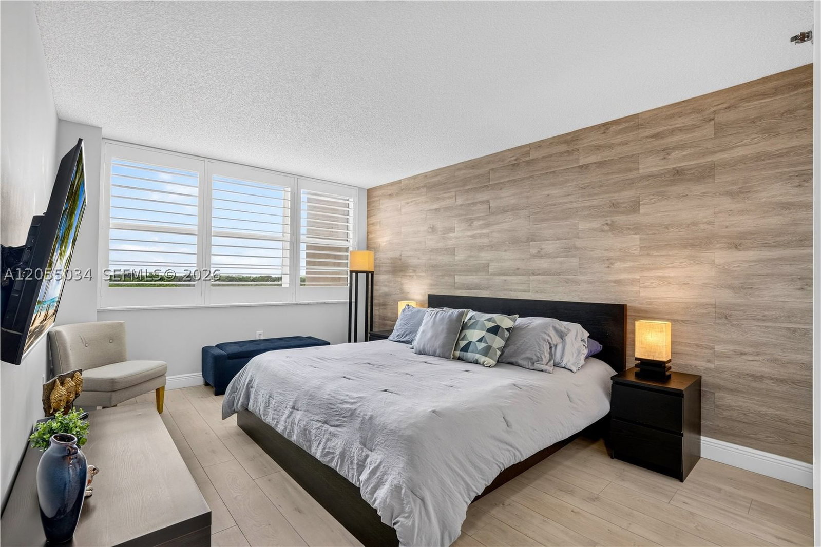 Real estate property located at 900 Saint Charles Pl #621, Broward, Park Place, Pembroke Pines, FL