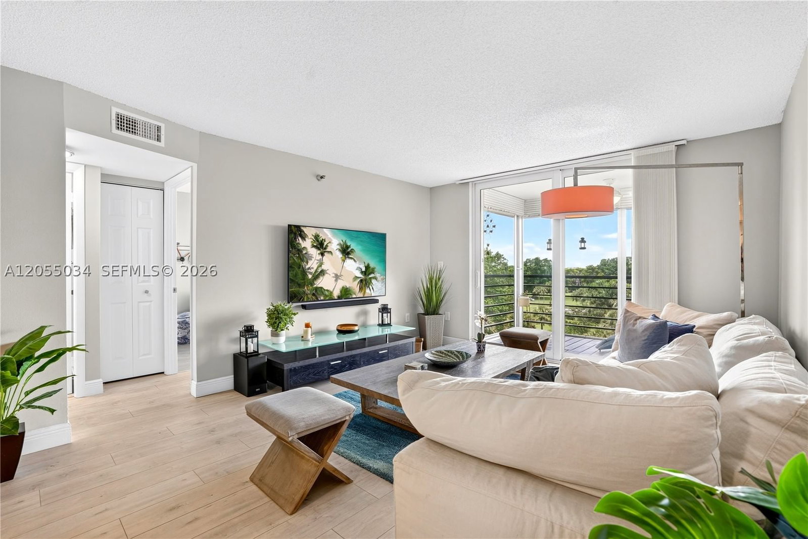 Real estate property located at 900 Saint Charles Pl #621, Broward, Park Place, Pembroke Pines, FL