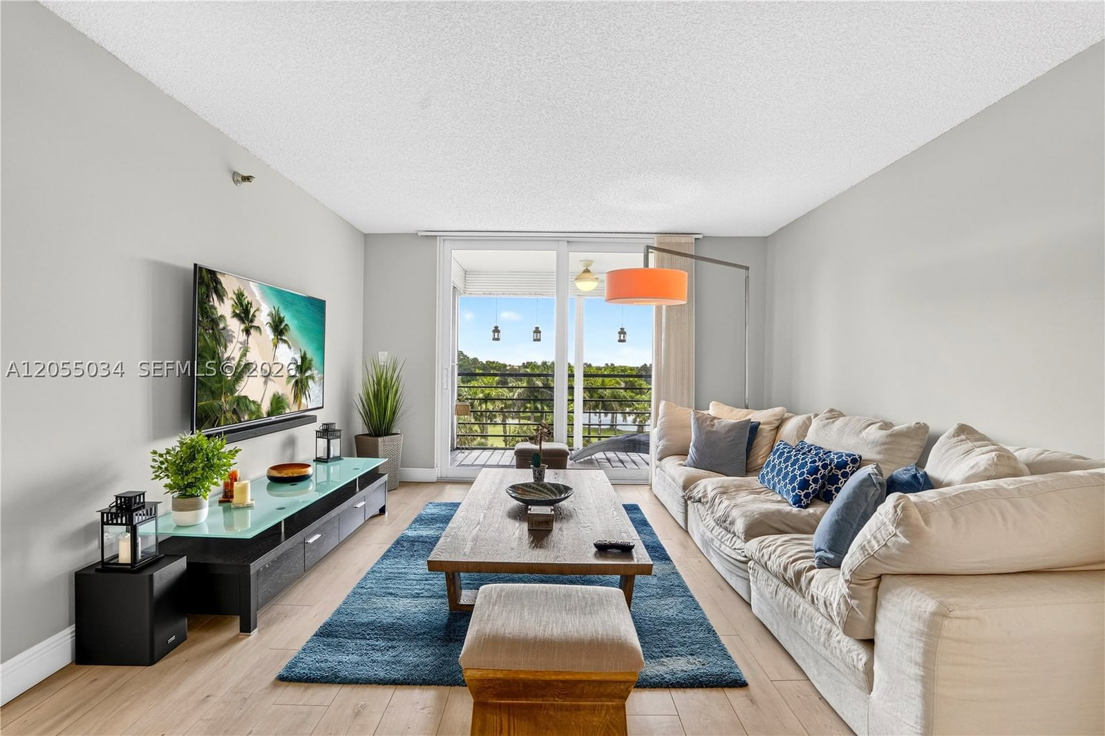 Real estate property located at 900 Saint Charles Pl #621, Broward, Park Place, Pembroke Pines, FL