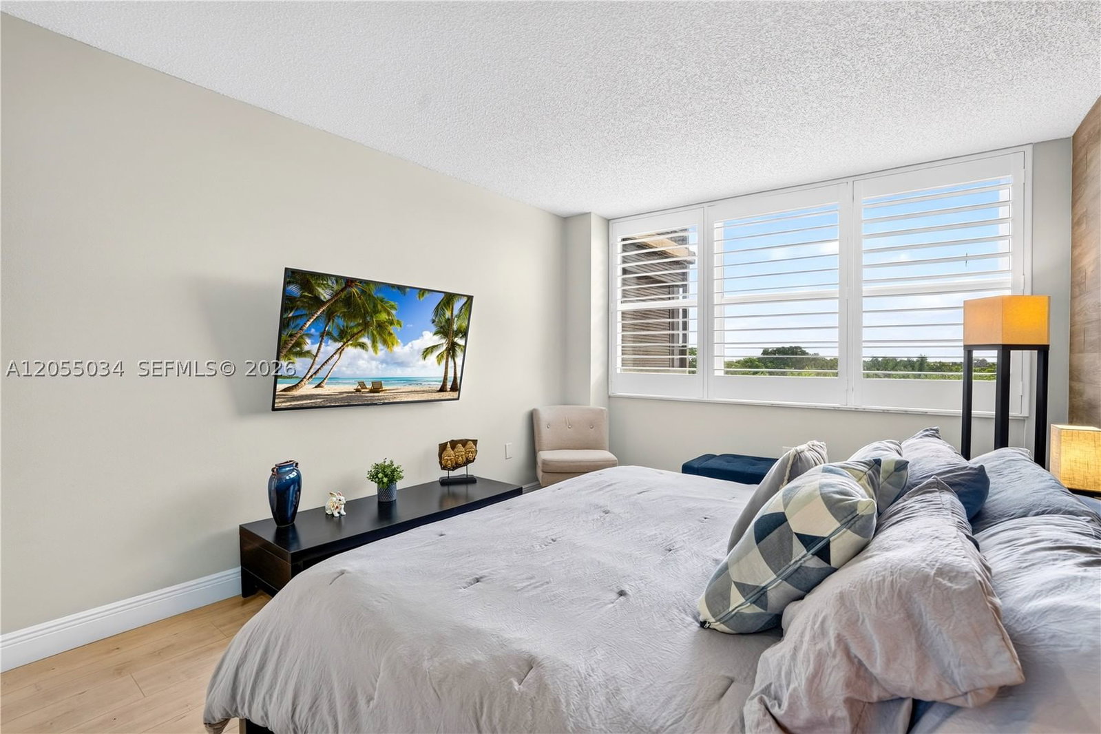 Real estate property located at 900 Saint Charles Pl #621, Broward, Park Place, Pembroke Pines, FL