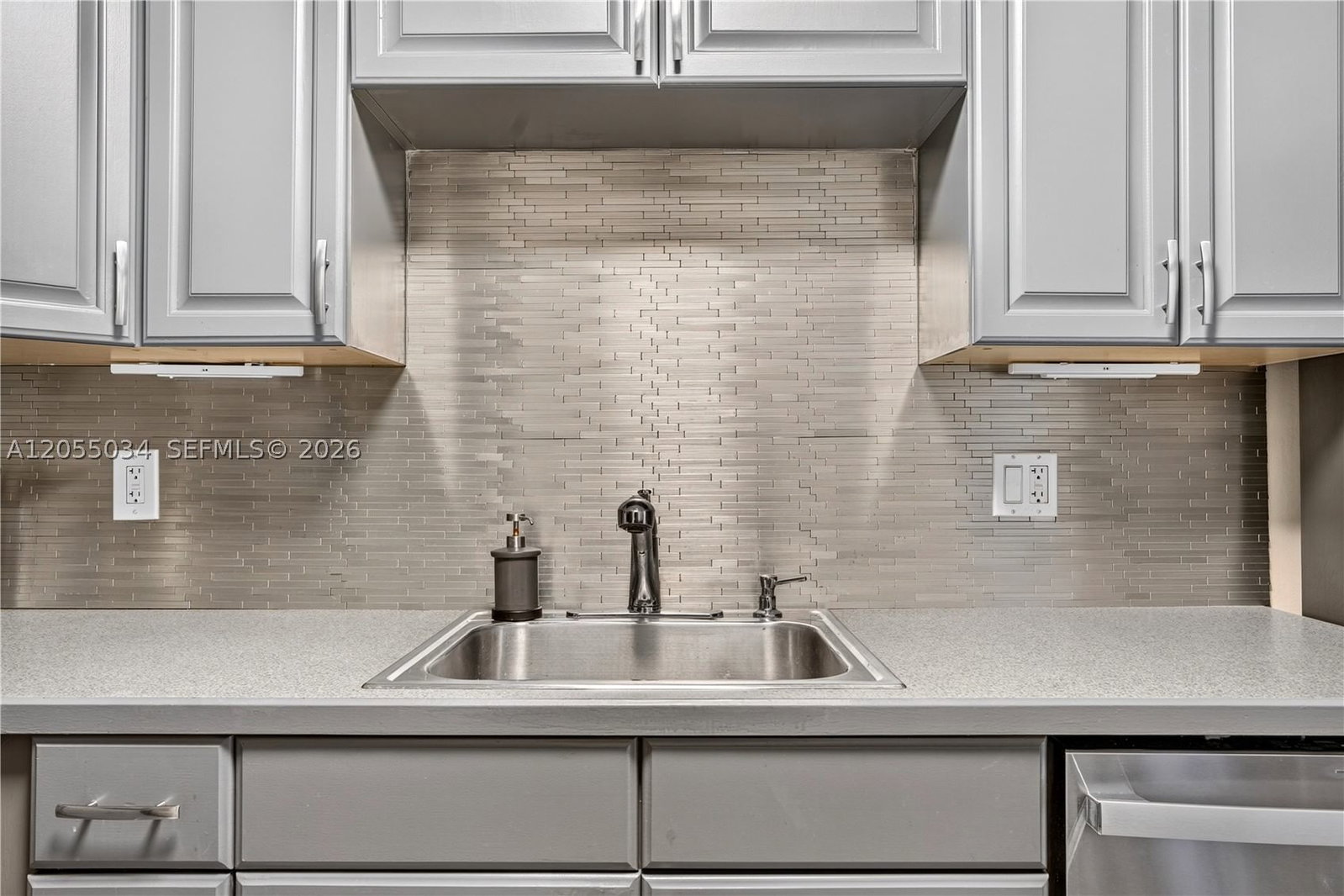 Real estate property located at 900 Saint Charles Pl #621, Broward, Park Place, Pembroke Pines, FL
