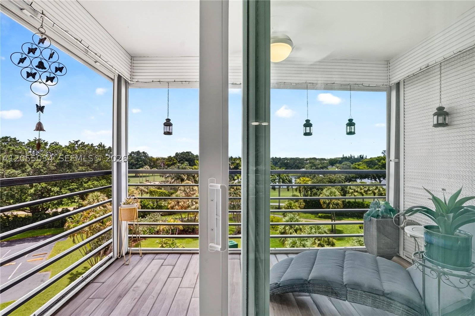 Real estate property located at 900 Saint Charles Pl #621, Broward, Park Place, Pembroke Pines, FL