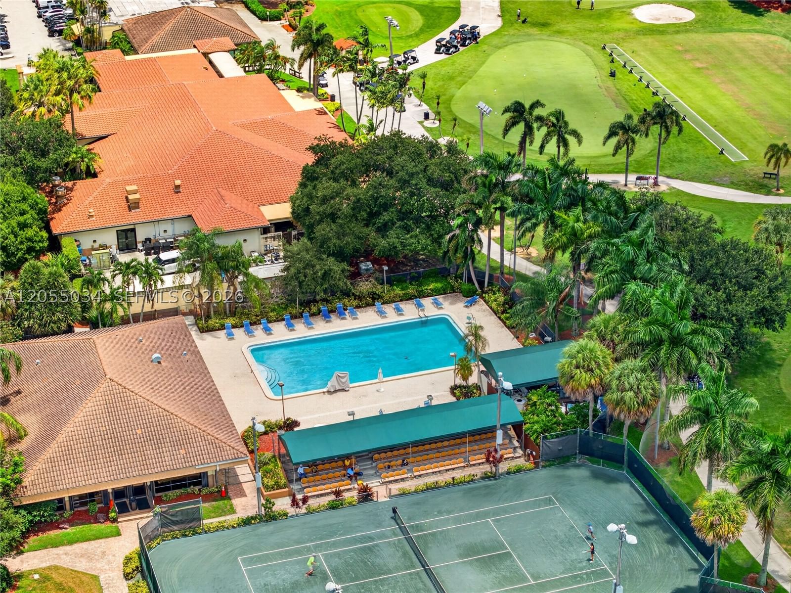 Real estate property located at 900 Saint Charles Pl #621, Broward, Park Place, Pembroke Pines, FL
