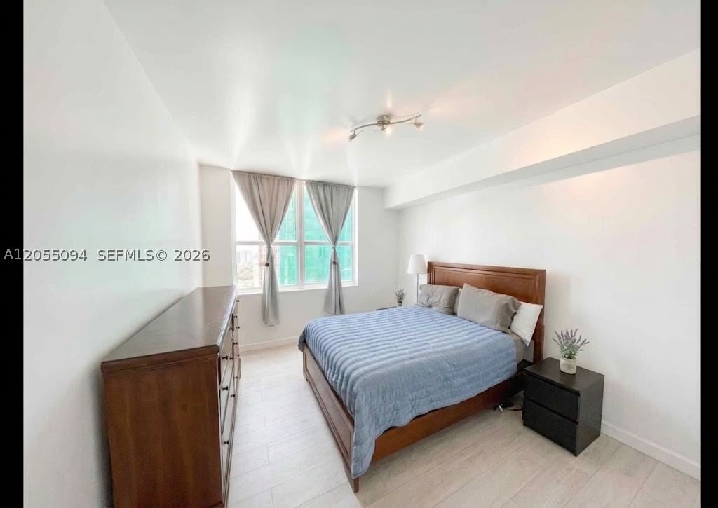 Real estate property located at 31 5th St #3712, Miami-dade, Brickell On The River N T, Miami, FL