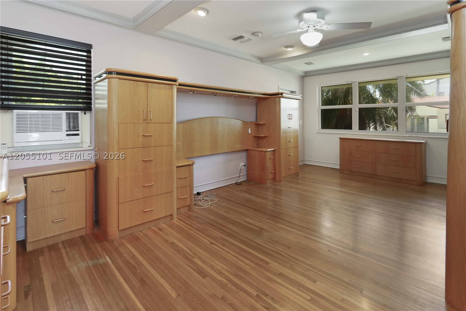Real estate property located at 803 Southlake Dr, Broward, Hollywood Lakes Section, Hollywood, FL