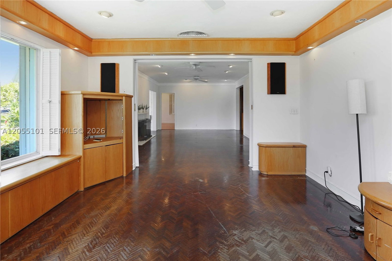 Real estate property located at 803 Southlake Dr, Broward, Hollywood Lakes Section, Hollywood, FL