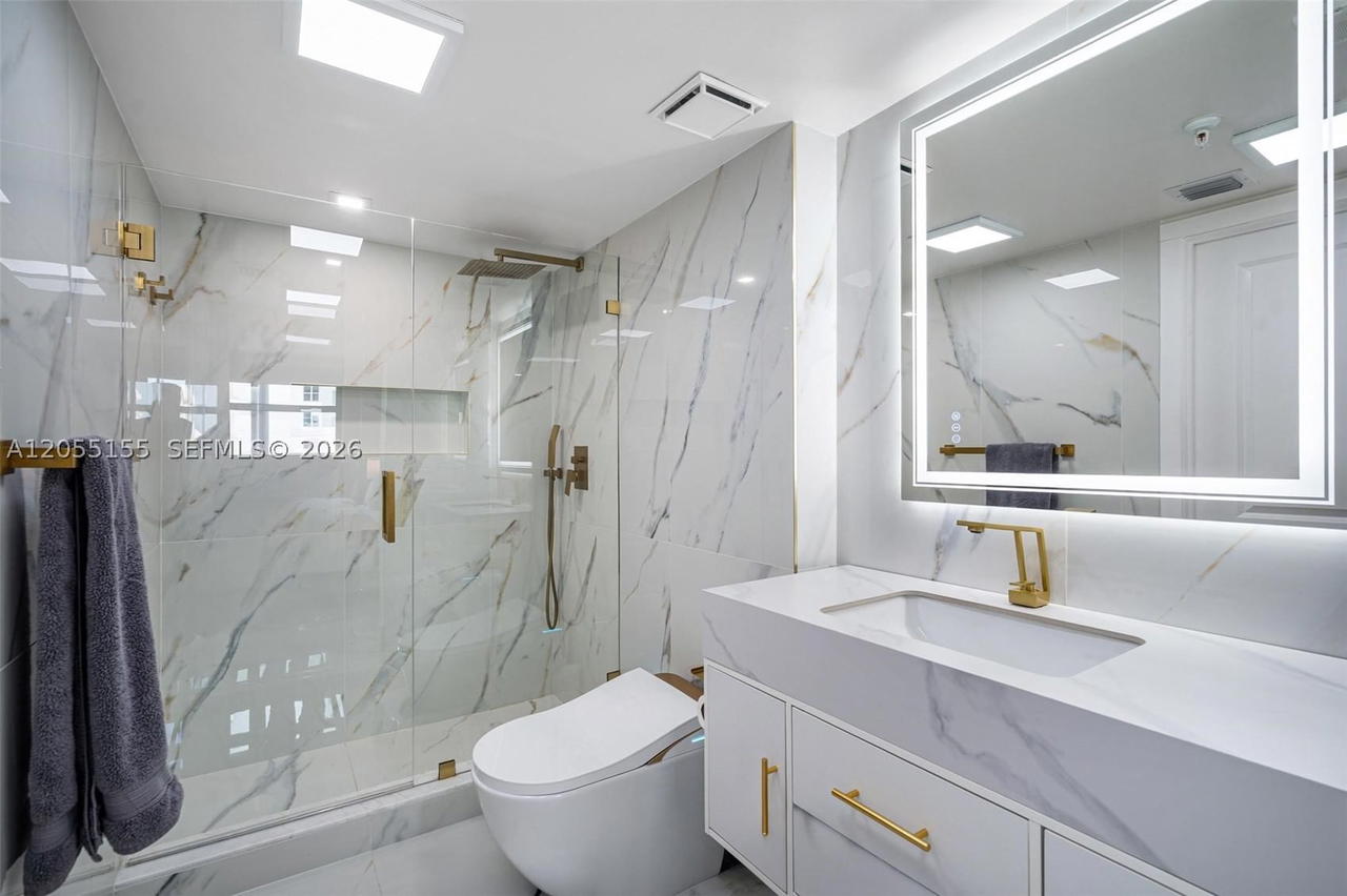 Real estate property located at 1623 Collins Ave #716, Miami-dade, The Georgian Condo, Miami Beach, FL