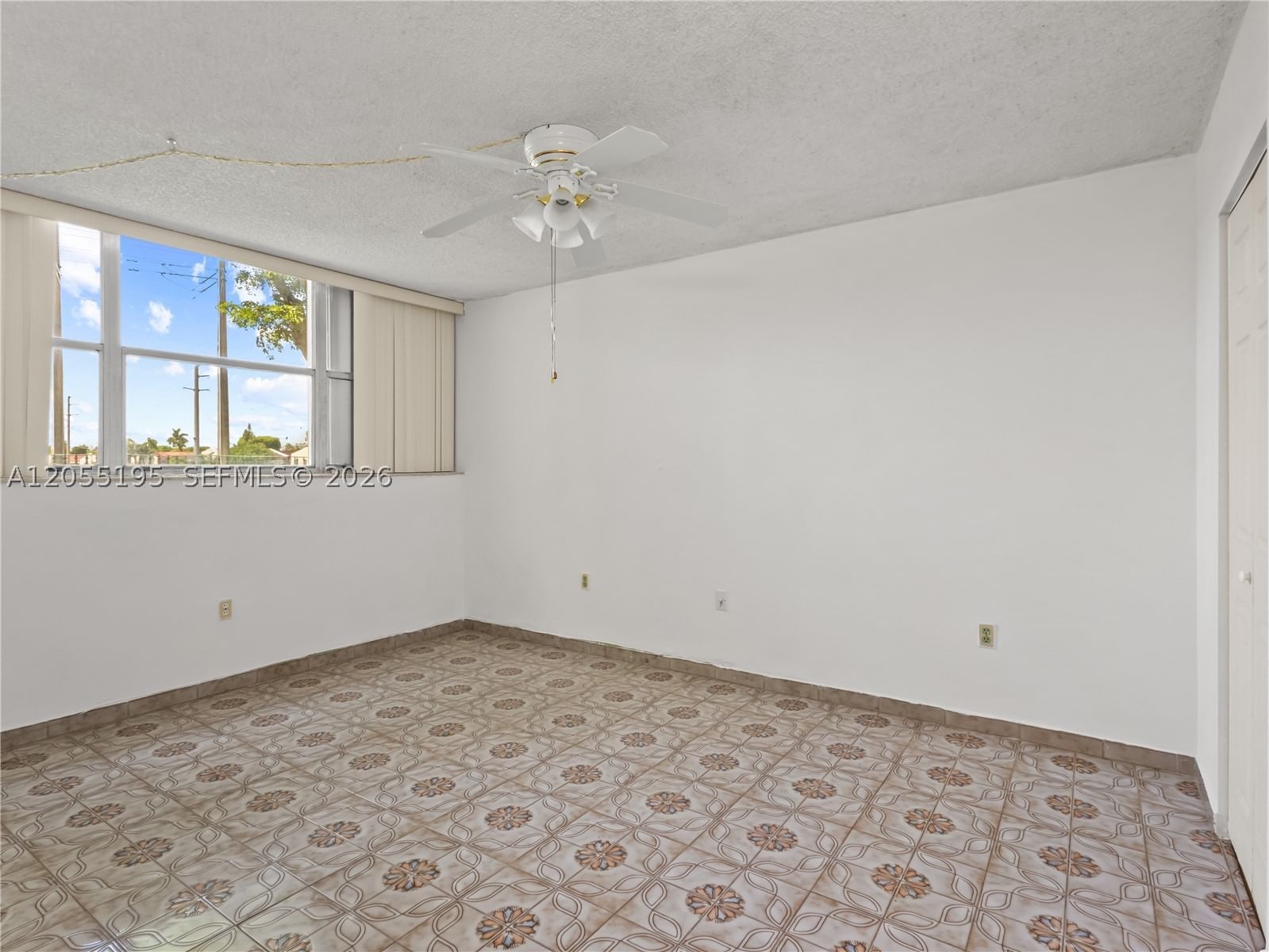 Real estate property located at 9401 4th St #104, Miami-dade, Versaille Gardens I Condo, Miami, FL