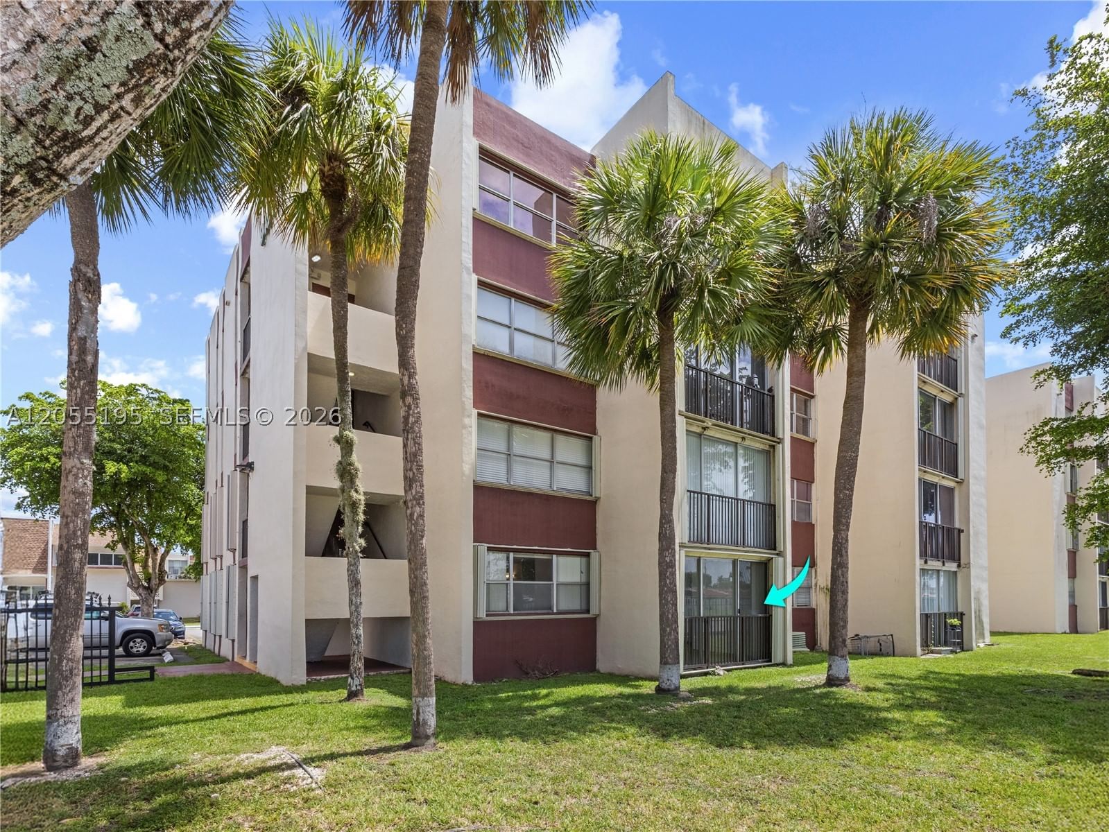Real estate property located at 9401 4th St #104, Miami-dade, Versaille Gardens I Condo, Miami, FL
