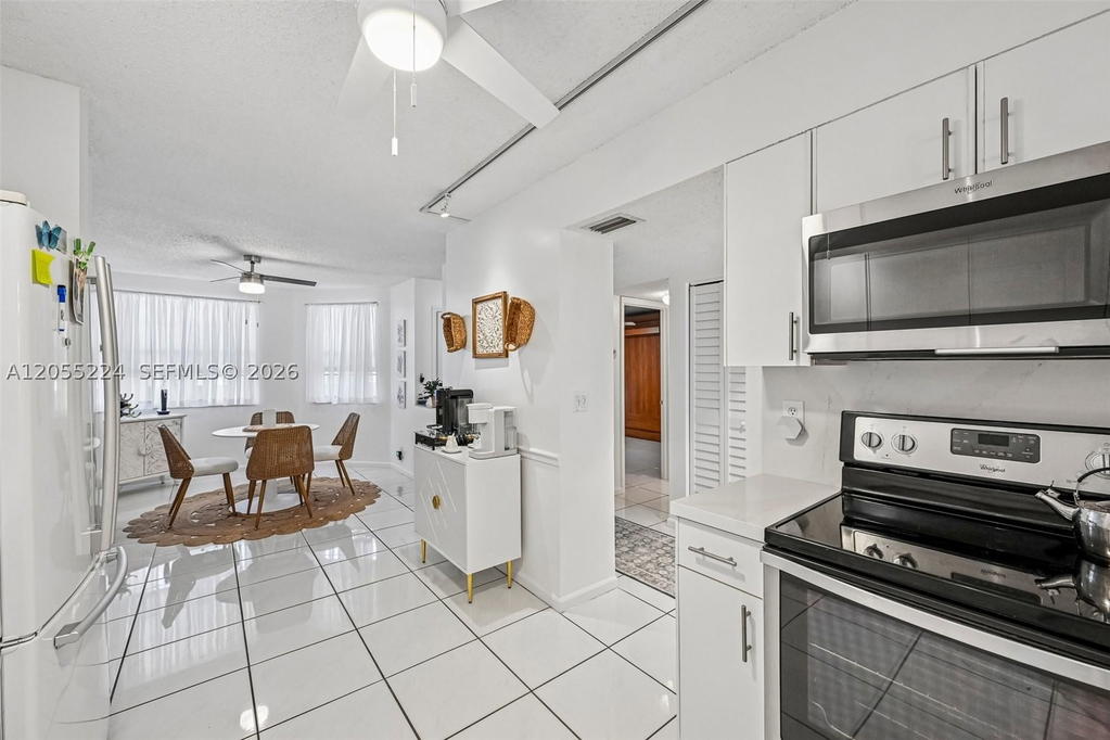 Real estate property located at 7468 Fairfax Dr #302, Broward, Fairfax Condominium, Tamarac, FL