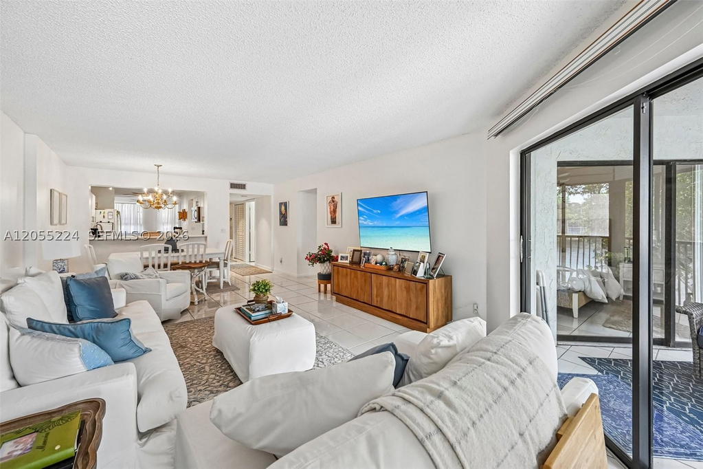 Real estate property located at 7468 Fairfax Dr #302, Broward, Fairfax Condominium, Tamarac, FL