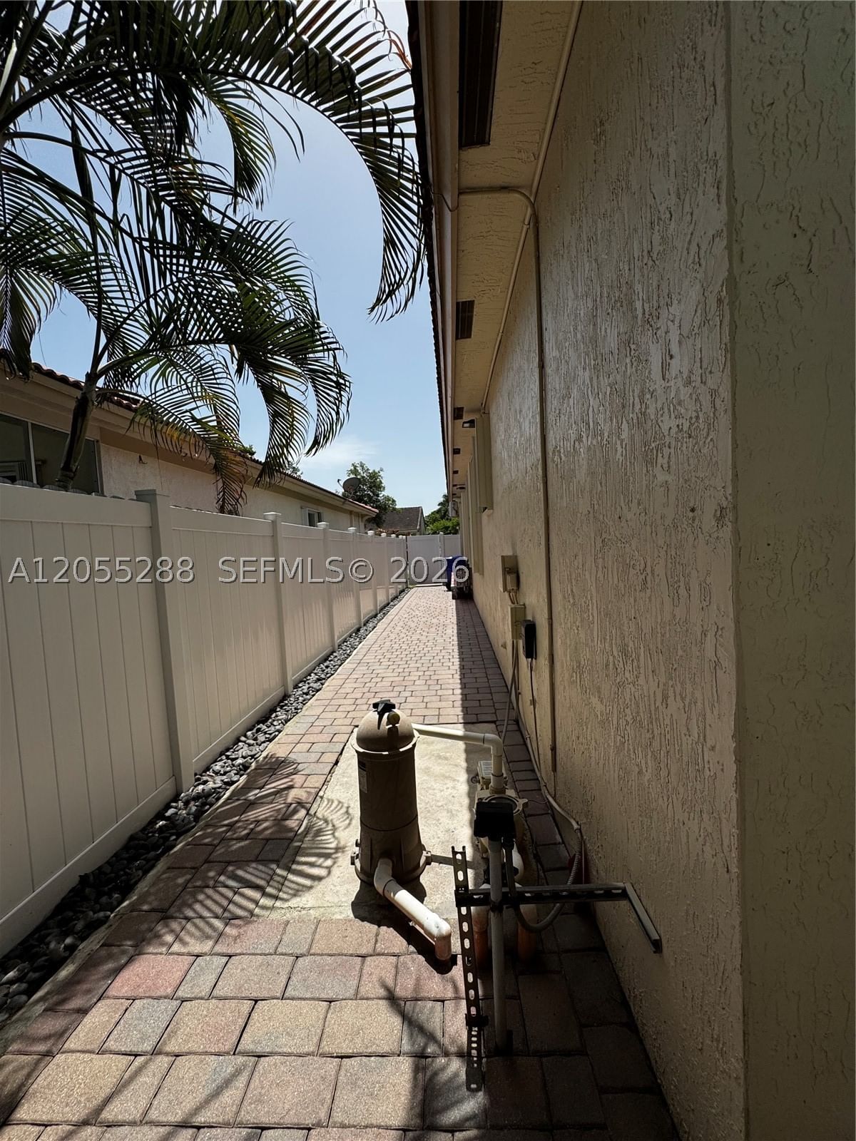 Real estate property located at 1773 72nd Way, Broward, Walnut Creek Replat No 1, Pembroke Pines, FL