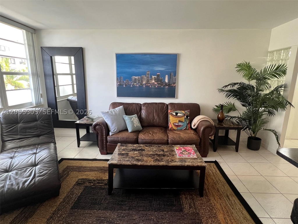 Real estate property located at 100 Lincoln Rd #634, Miami-dade, The Decoplage Condo, Miami Beach, FL