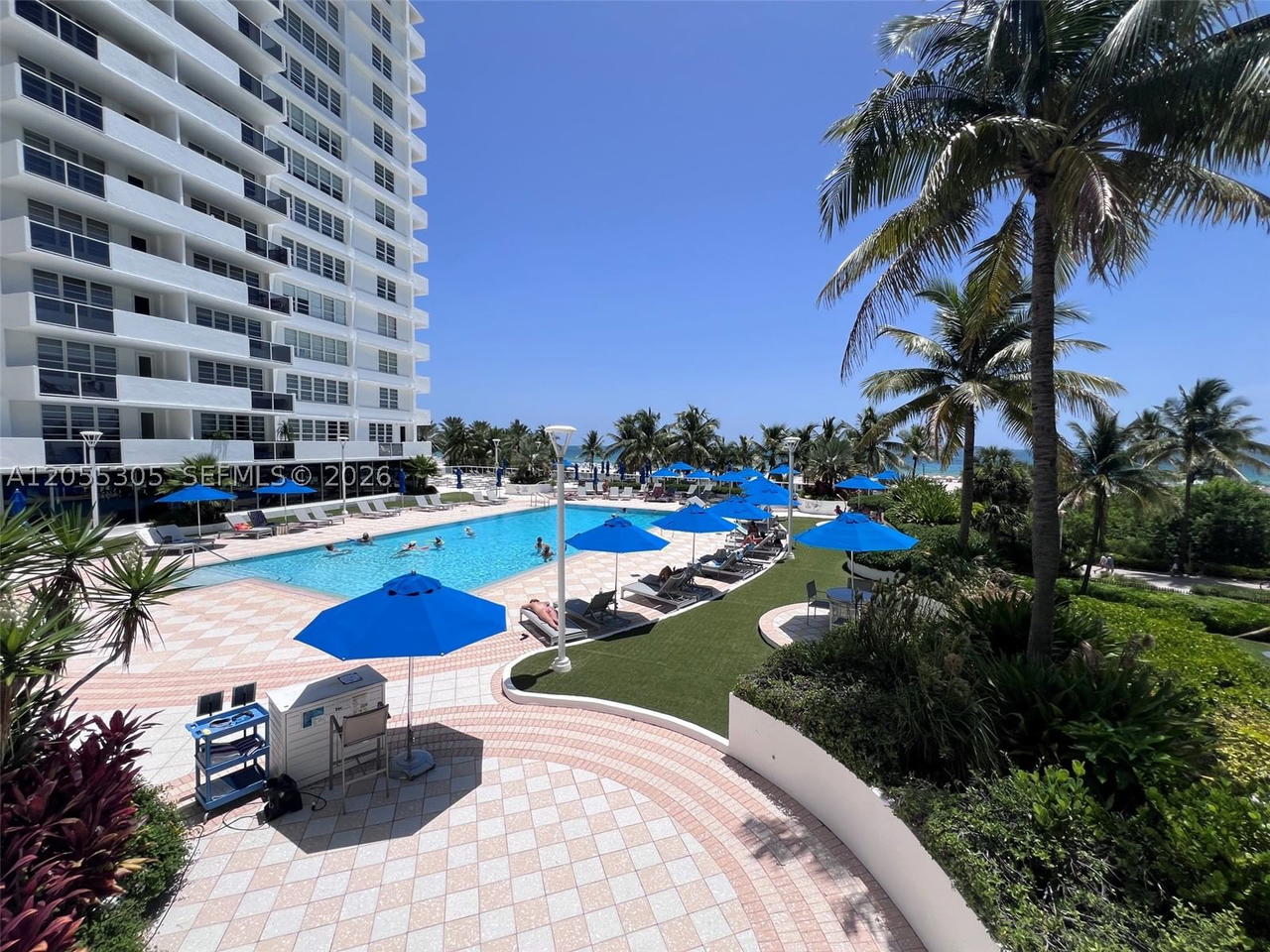 Real estate property located at 100 Lincoln Rd #634, Miami-dade, The Decoplage Condo, Miami Beach, FL