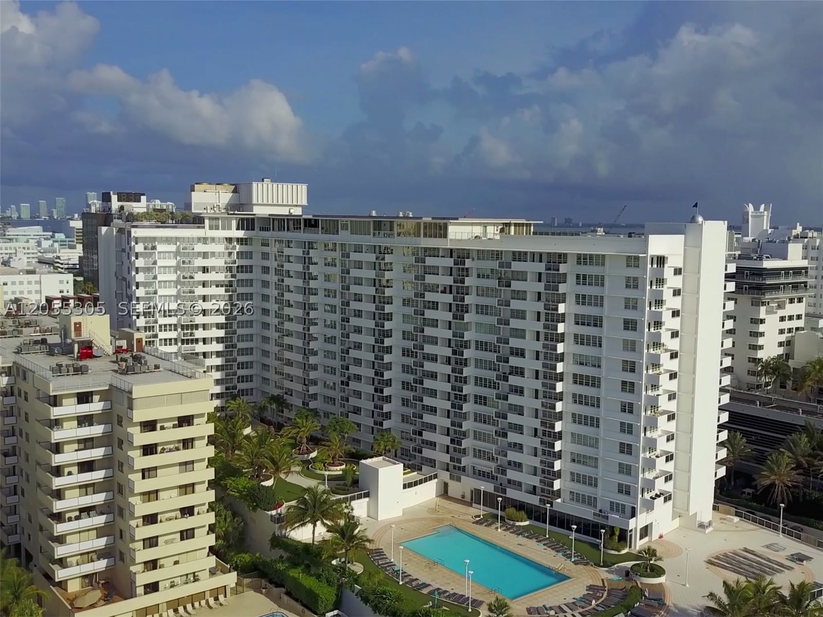 Real estate property located at 100 Lincoln Rd #634, Miami-dade, The Decoplage Condo, Miami Beach, FL