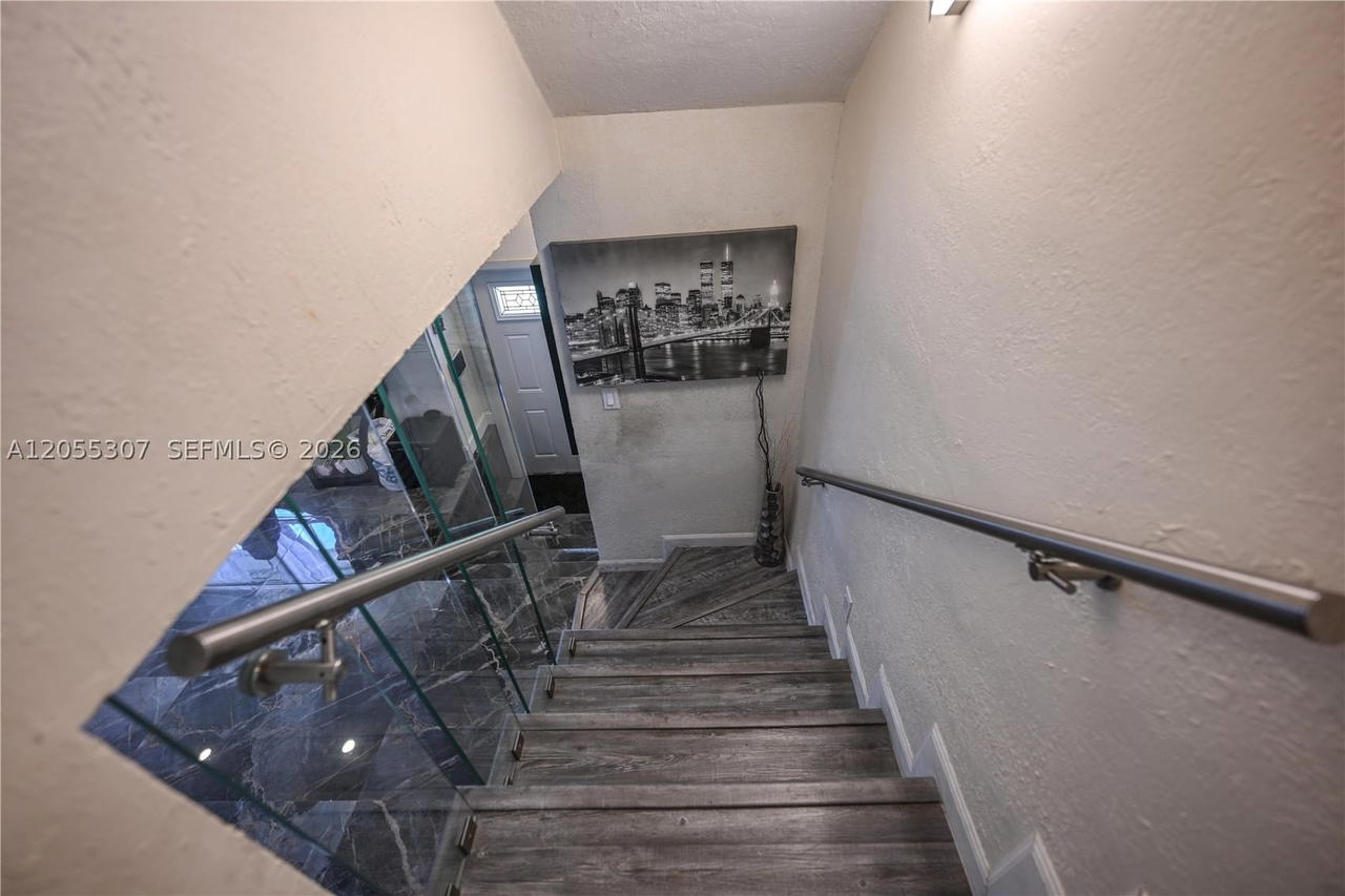 Real estate property located at 7400 1st Ct, Broward, Boulevard Heights Sec 12, Pembroke Pines, FL