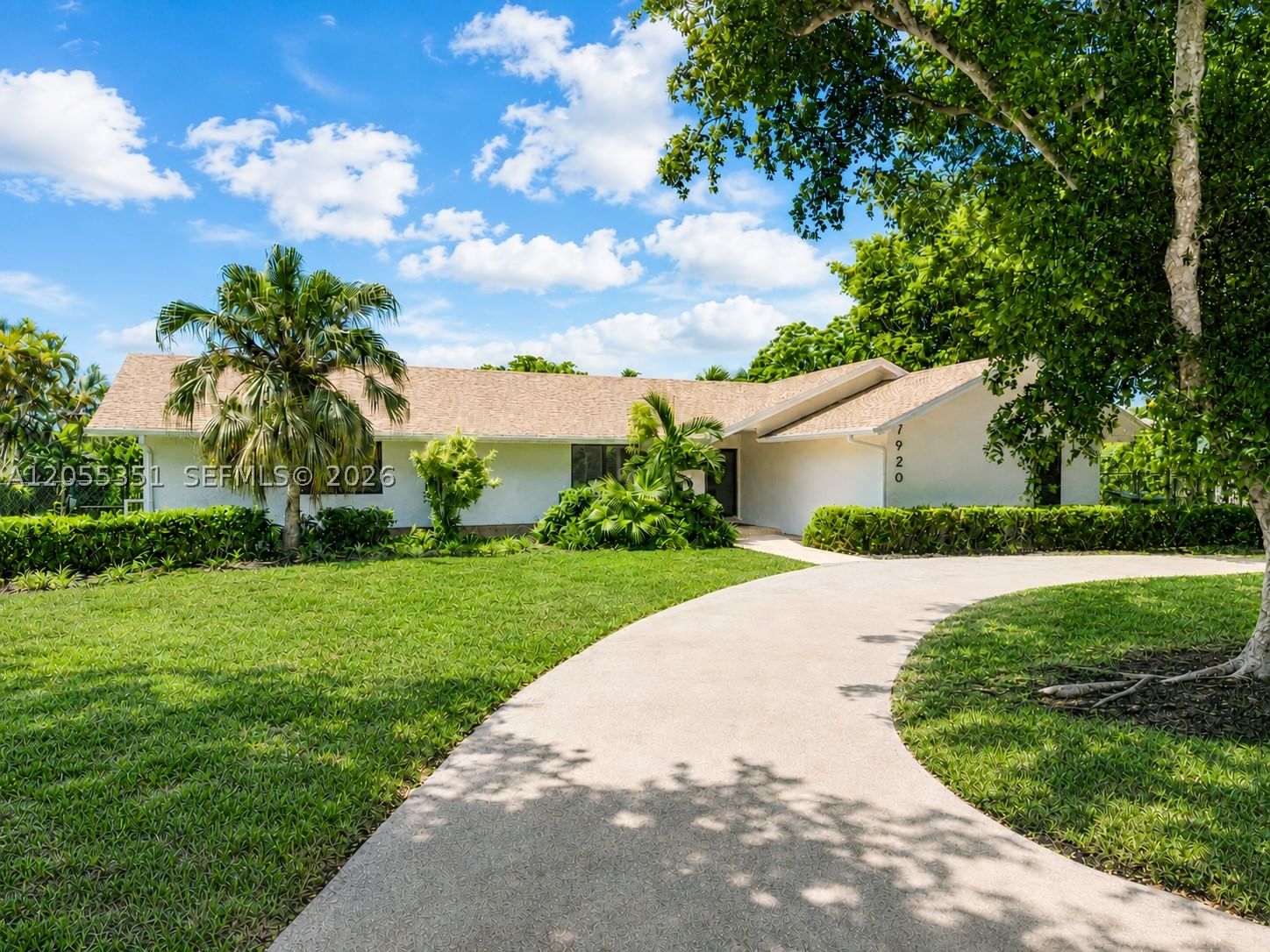 Real estate property located at 7920 172nd Ter, Miami-dade, Charlotte Estates, Palmetto Bay, FL