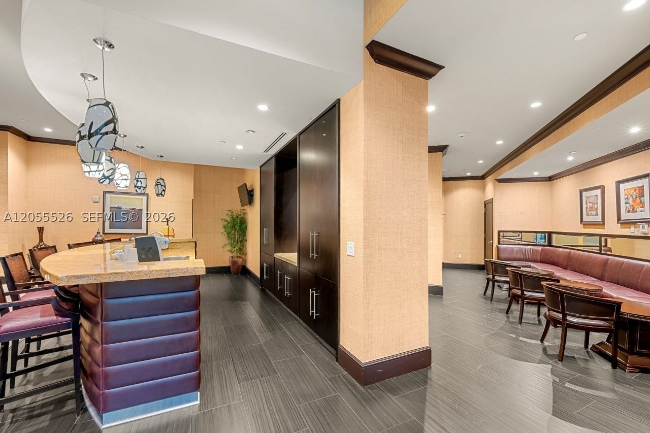Real estate property located at 510 84th Ave #519, Broward, Veranda Condo, Plantation, FL